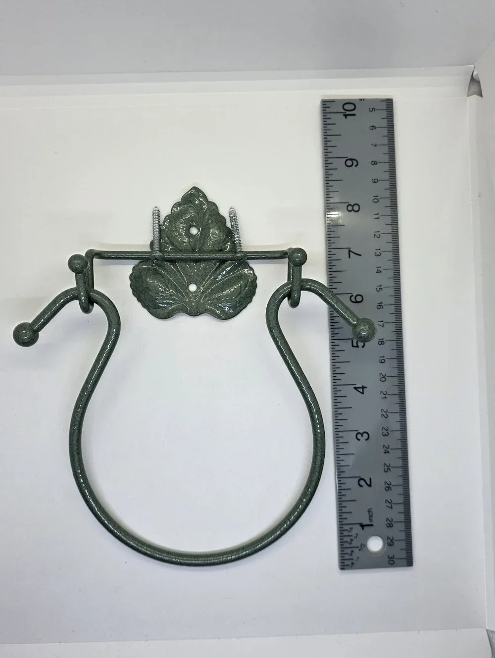 Hand Towel Ring - Wall Mount - Green Painted Metal With Ivy Leaf Accent